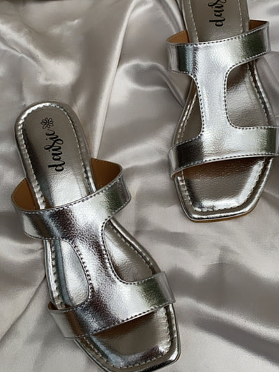 Solid Silver Festive Flats - View 5